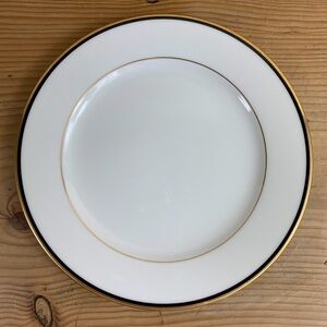 NORITAKE IVORY CHINA 7067 CORONET BREAD PLATE